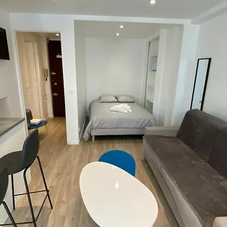 Superbe Avec Terrasse Centre-ville Et A 5 Min Apartment Cannes